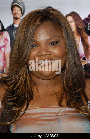 May 18, 2004 - Hollywood, California, USA - Mo' Nique at the 'Soul Plane' Premiere at the Mann Village Theatre. Stock Photo