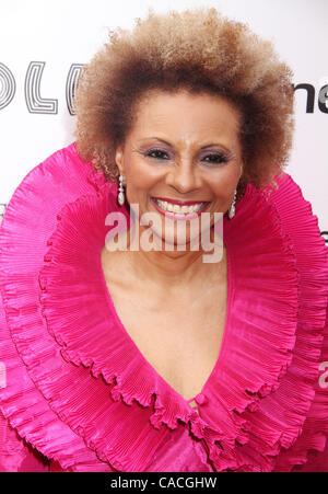 June 14, 2010 - New York, New York, U.S. - Actress LESLIE UGGAMS attends the Apollo Theater's Spring 2010 Benefit Concert and Awards Ceremony held at the Apollo Theater. (Credit Image: © Nancy Kaszerman/ZUMApress.com) Stock Photo