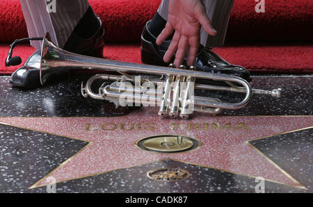 Louis prima hi-res stock photography and images - Alamy