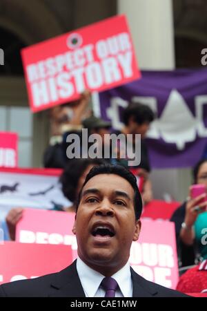 Aug. 23, 2010 - Manhattan, New York, U.S. - LANCE GUMBS of the National Congress of American Indians speaks as representatives of Native American tribes and organizations call on Mayor Michael Bloomberg to apologize for his racially insensitive remarks telling Governor Paterson to ''Get yourself a c Stock Photo