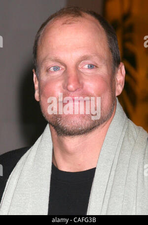 Feb 25, 2008 - New York, NY, USA - WOODY HARRELSON at MTV studios in Times Square for his filming of 'Total Request Live'. (Credit Image: © Dan Herrick-KPA/Dan Herrick/ZUMA Press) Stock Photo