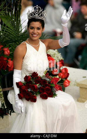 Jan 01, 2008 - Pasadena, CA, USA -  Rose Queen DUSTY GIBBS presides over Colorado Blvd during the 2008 Tournament of Roses Parade on New Years Day. It is the 119th Rose Parade in Pasadena, California.  Photo by Jonathan Alcorn/ZUMA Press. © Copyright 2007 by Jonathan Alcorn Stock Photo