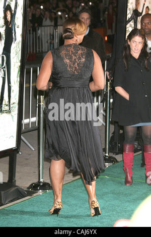 Jan 09, 2008; Hollywood, California, USA;  Actress QUEEN LATIFAH at the 'Mad Money' Los Angeles Premiere held at the MAnn Village Theatre. Mandatory Credit: Photo by Paul Fenton/ZUMA Press. ( Stock Photo