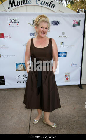 Sep 29, 2007 - Northridge, CA, USA - NANCY CARTWRIGHT arriving at the Monte Carlo Night of poker to benefit Devonshire PALS Youth Center for at-risk children. (Credit Image: © Camilla Zenz/ZUMA Press) Stock Photo