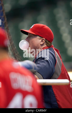 Mark McGwire (Cardinals), APRIL 7, 2012 - MLB : Batting coach Mark McGwire of the St. Louis Cardinals during practice before the game against the Milwaukee Brewers at Miller Park in Milwaukee, Wisconsin, United States. (Photo by Thomas Anderson/AFLO) (JAPANESE NEWSPAPER OUT) Stock Photo
