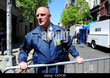 April 19, 2012 - Manhattan, New York, U.S. - FBI agents and members of the NYPD are searching for the remains of long-missing 6-year-old Etan Patz in the basement of a Prince Street Apartment building. The joint FBI/NYPD team is reinvestigating the cold case that has captivated the nation for the la Stock Photo