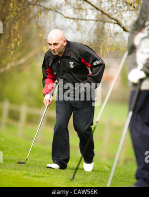 20.04.2012 Solihull, England. Former Coventry City Players play a round of golf at the Nailcote Hall Par 3 course before their 25 year FA Cup Celebrations. Micky Gynn in action at the Nailcote Hall golf course. Stock Photo