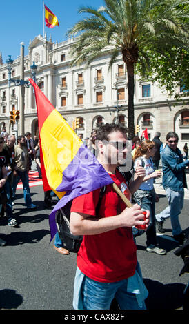 Barcelona,Spain. 1 May,2012. Unionist holding Spanish Republican flag Commemorating  May Day. Stock Photo