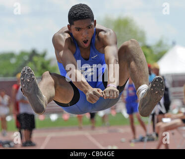 May 11, 2012 - Albuquerque, NM, U.S. - St. Mike's Salomon Martinez in ...