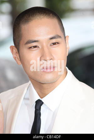 STEVE YO CHINESE ZODIAC PHOTOCALL CANNES FILM FESTIVAL 2012 CARLTON HOTEL CANNES FRANCE 18 May 2012 Stock Photo