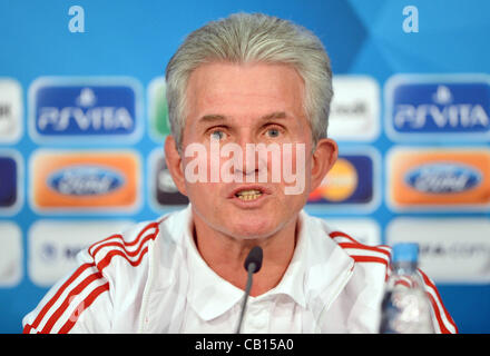 18.05.2012. Munich, Germany.   Manager Jupp Heynckes speaks during the FC Bayern Muenchen press conference, ahead of the UEFA Champions League Final between FC Bayern Muenchen and Chelsea on May 18, 2012 in Munich, Germany. Stock Photo