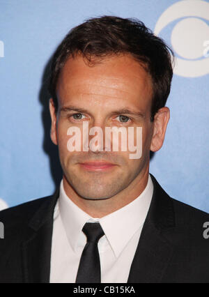 May 16, 2012 - New York, New York, U.S. - Actor JONNY LEE MILLER attends the CBS 2012 Upfront held at Lincoln Center. (Credit Image: © Nancy Kaszerman/ZUMAPRESS.com) Stock Photo