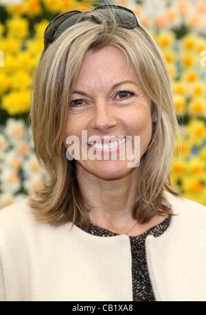 London - Mary Nightingale at the RHS Chelsea Flower Show Press and VIP Day at Royal Hospital Chelsea, London - May 21st 2012  Photo by Keith Mayhew Stock Photo