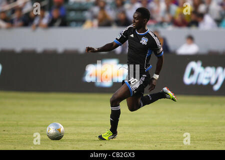 May 23, 2012 - Carson, California, United States of America - Simon Dawkins (10) of San Jose Earthquakes moves the ball across the field in the first half during the Los Angeles Galaxy vs San Jose Earthquakes game at the Home Depot Center. The Galaxy lead 1-0 at halftime. (Credit Image: © Joe Scarni Stock Photo