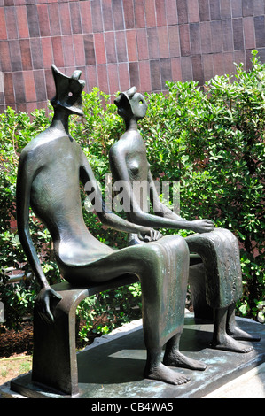 'King and Queen' by Henry Moore at the Norton Simon museum, Pasadena, California. Stock Photo