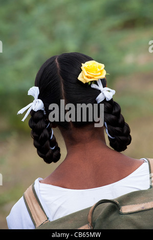 Indian school girls hair style hi-res stock photography and images - Alamy