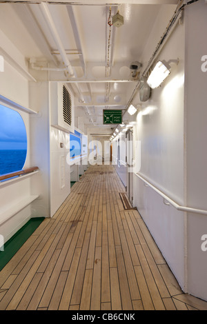 Cruise Ship Arcadia P&O Promenade Deck Stock Photo - Alamy