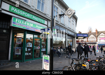 Willesden Green parade of shops by the Underground Station Stock Photo