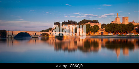 Pont St Benezet over River Rhone with Palais des Papes, Avignon Provence France Stock Photo