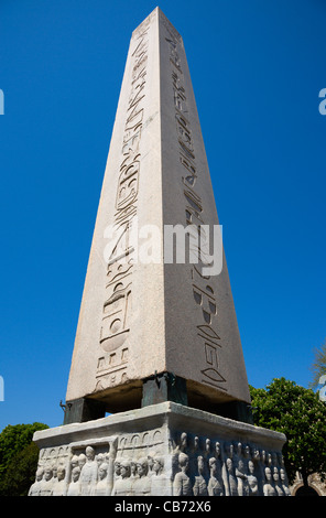 Turkey, Istanbul, Sultanahmet, The Roman Hippodrome in At Meydani with Egyptian Obelisk with Hieroglyphics from Luxor Stock Photo