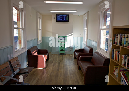 New waiting room Lewes Station Stock Photo