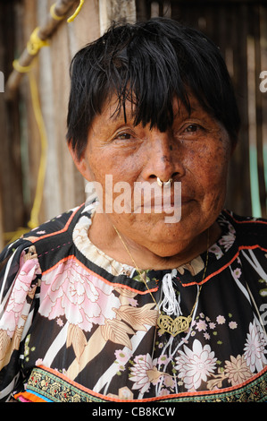 Guna indian woman at Corbisky island in Guna Yala, Panama Stock Photo ...