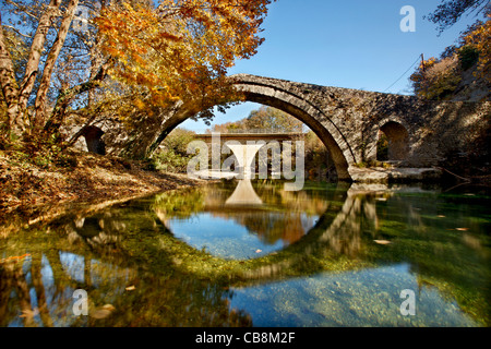 The Kaberaga (or 'Kaber Aga'), old stone bridge, close to Miliotades village, East Zagori region, Ioannina, Epirus, Greece. Stock Photo