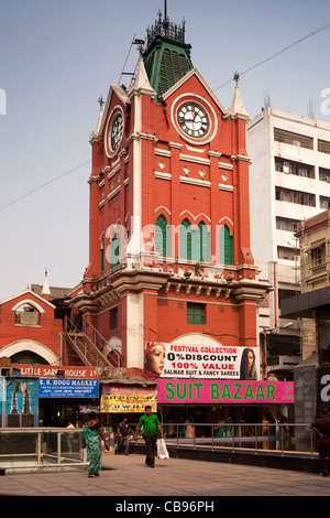 India, West Bengal, Kolkata, Chowringhee, Lindsay Street, New Market, clock tower Stock Photo