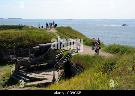 'Russian sand banks and guns' consist of a huge, continious sandbank with adjoining gun batteries and ammunition cellars built.. Stock Photo