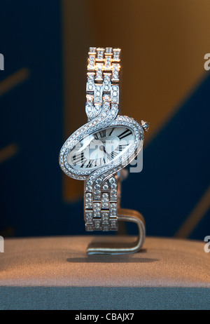 Cartier: fine jewelry, watches, accessories at 411 N Rodeo Drive - Cartier