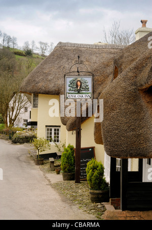 The Royal Oak Inn at the village of Winsford on Exmoor, Devon, UK Stock Photo