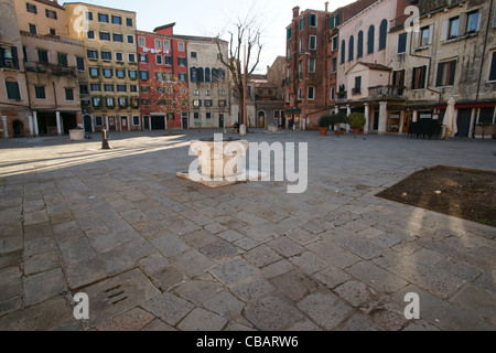 Campo de Ghetto Nuovo (Campo de Gheto Novo), Jewish Getto, Venice, Italy Stock Photo