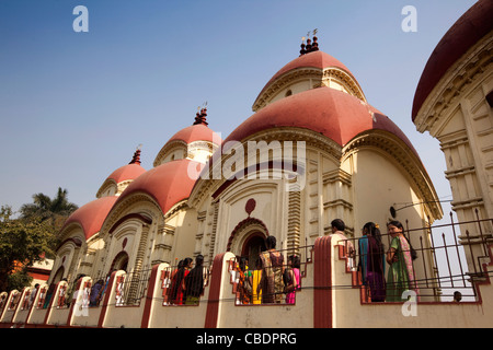 India, West Bengal, Kolkata, Dakshineswar Kali Temple, riverbank shiva shrines Stock Photo