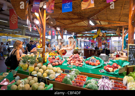 A market in Sete, a town on the Mediterranean Sea in southern France Stock Photo