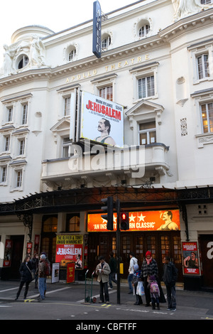 Apollo Theatre London Stock Photo - Alamy