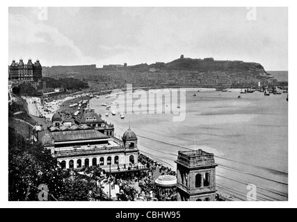 South Bay Scarborough Sea North Yorkshire England harbour limestone cliffs headland holiday resort Promenade esplanade Stock Photo