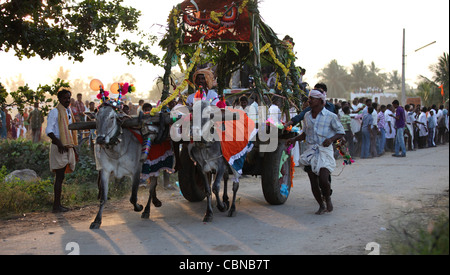 Bullock cart race and crowd Anantapur district in South India Andhra Pradesh South India Stock Photo