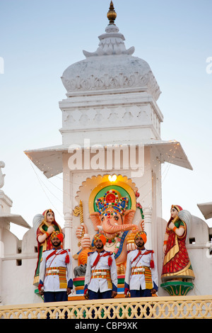 Ceremonial military band of 76th Maharana Shriji Arvind Singh Mewar of Udaipur, at the City Palace, Rajasthan, India Stock Photo