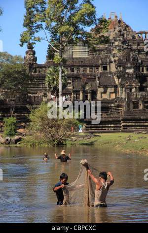Fishermen at Angkor Thom, Siem Reap, Cambodia, Stock Photo