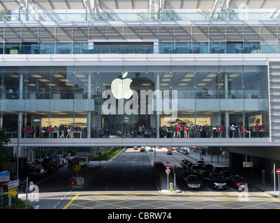dh  CENTRAL HONG KONG Apple store shopping IFC mall computer shop china Stock Photo