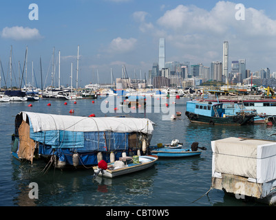 dh  CAUSEWAY BAY HONG KONG Junks in Causeway Bay Typhoon shelter anchorage boats Stock Photo