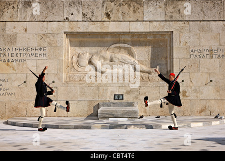 Changing of the presidential guard ('Evzones' or 'Evzoni') in front of the monument of the 'Unknown Soldier', Athens, Greece. Stock Photo