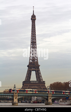 Pont Rouelle RER bridge (RER C line) with Eiffel Tower in background, Paris, France Stock Photo