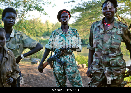 Sudan People's Liberation Army soldiers on the frontline near Yei during the civil war in Southern Sudan, Africa in 1997 Stock Photo