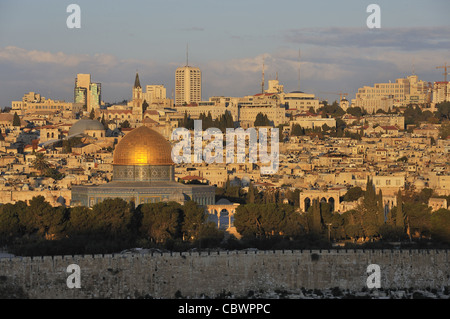 Dome of the Rock Jerusalem seen from the Mount of olives Stock Photo