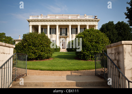 Woodruff House a Greek Revival Mansion built in 1836 in Macon, GA. The house also known as the Cowles-Bond House is owned by Mer Stock Photo