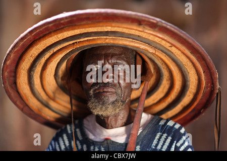 Village elder, in village of Tireli, Dogon country - Pays Dogon - Mali, west Africa Stock Photo