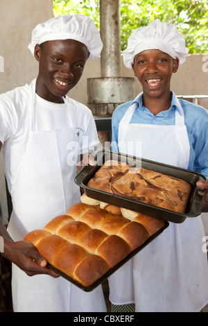 Students attend a culinary arts class in Morogoro, Tanzania, East Africa. Stock Photo