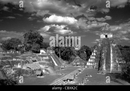 Temple I or Temple of the Great Jaguar and the North Acropolis at the Mayan ruins of Tikal, El Peten, Guatemala Stock Photo