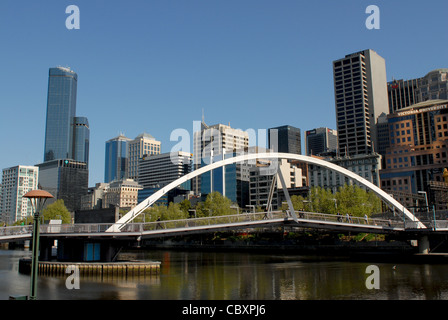 Yarra footbridge linking Southbank to the Central Business District of Melbourne, Victoria, Australia Stock Photo